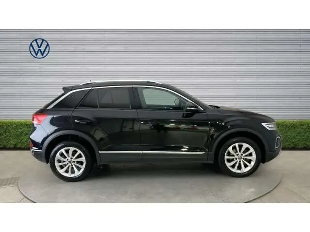 Used VW T-Roc Style 150 HP (110 kW) 2023 Black SUV