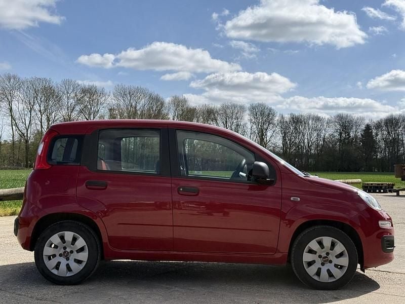 Used Fiat Panda Pop 69 HP (50 kW) 2015 Red Hatchback