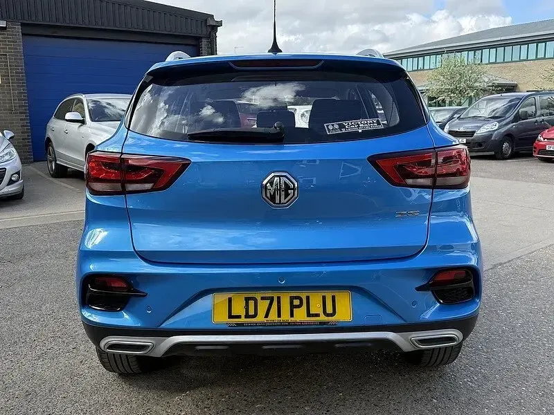 Used MG ZS Excite 106 HP (77 kW) 2021 Blue SUV