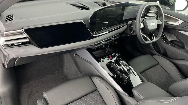 New Audi A5 Sportback Advanced 204 HP (150 kW) 2025 Blue Hatchback