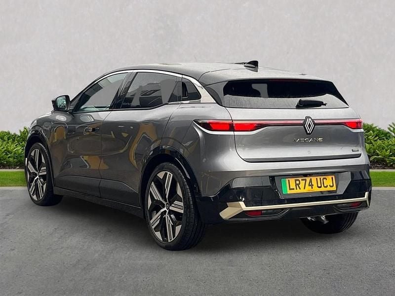 Used Renault Megane E-Tech Iconic 161 kW (220 HP) 2024 Grey/black Hatchback
