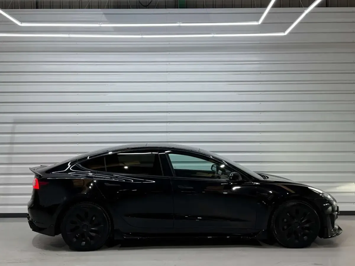 Used Tesla Model 3 Standard Range 366 kW (498 HP) 2022 Black Sedan