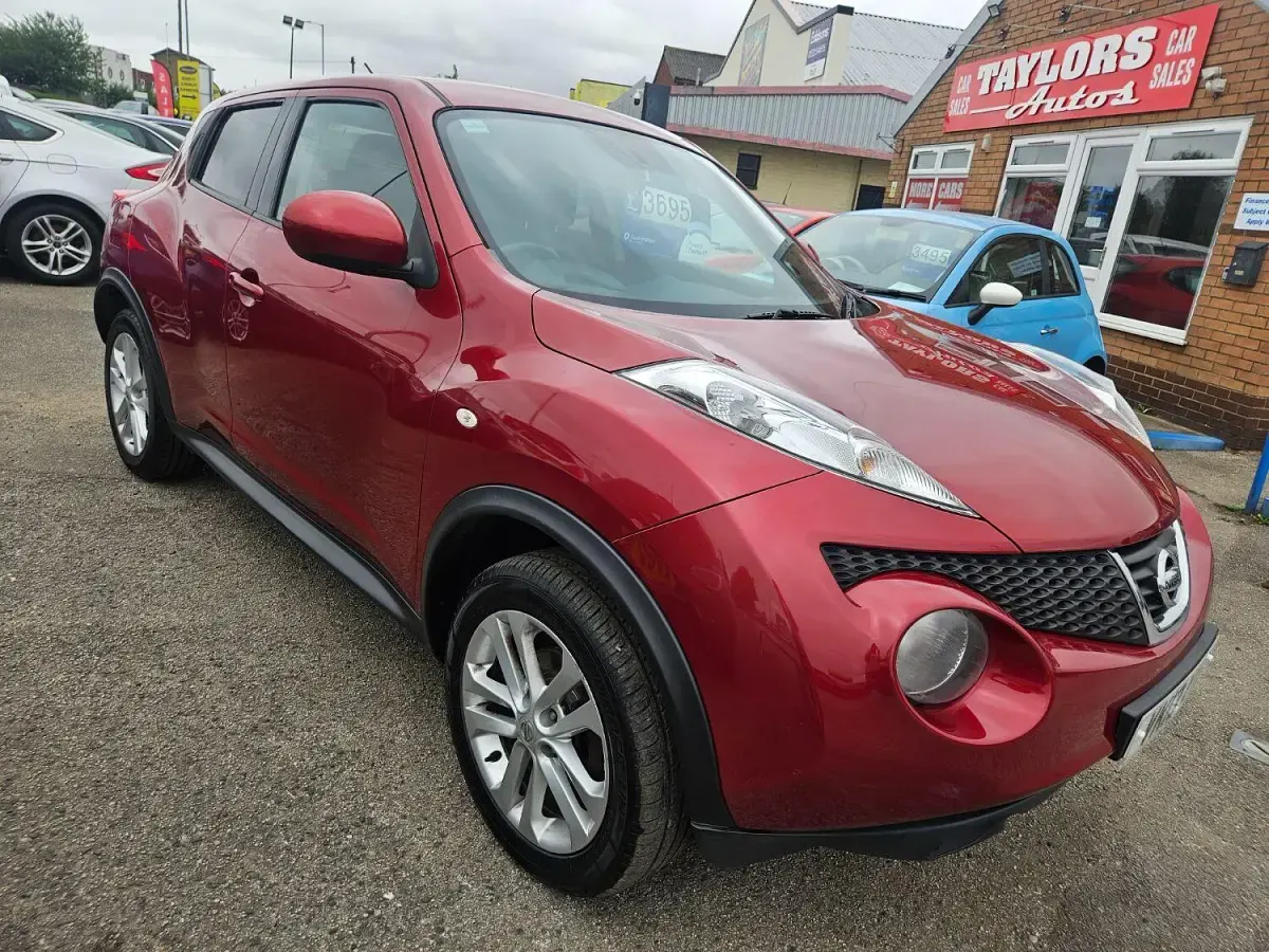 Used Nissan Juke Acenta 110 HP (80 kW) 2013 Red SUV