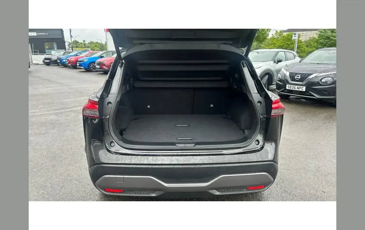 Used Nissan Qashqai Tekna 155 HP (114 kW) 2022 Black SUV