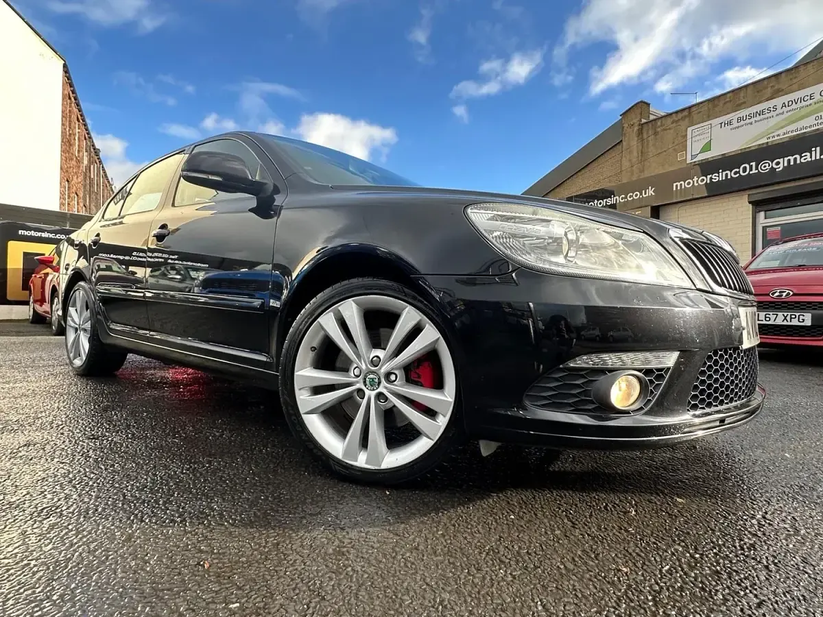 Used Skoda Octavia vRS 140 HP (102 kW) 2010 Black Hatchback