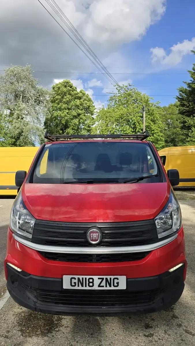 Used Fiat Talento 2018 Red MPV