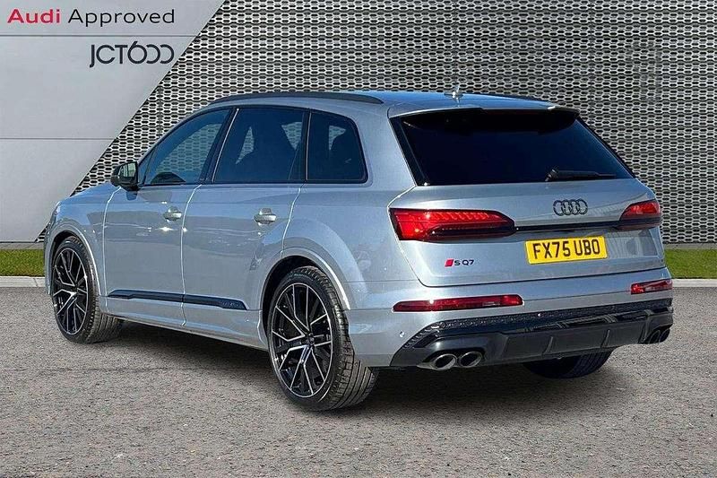 Używany Audi SQ7 Comfort 507 KM (372 kW) 2025 Srebrny SUV