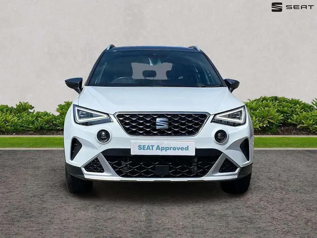 Used Seat Arona Xperience 108 HP (79 kW) 2023 White SUV