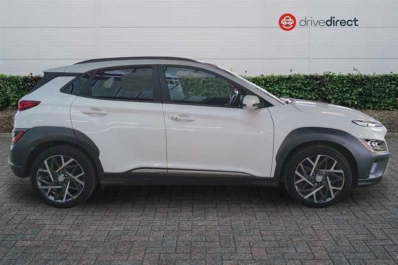Used Hyundai Kona Ultimate 141 HP (103 kW) 2021 White SUV