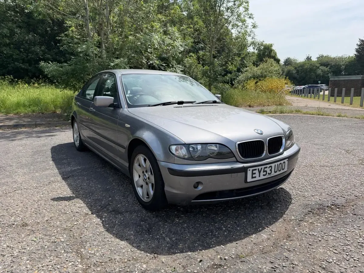 Used BMW 320 2003 Grey Sedan
