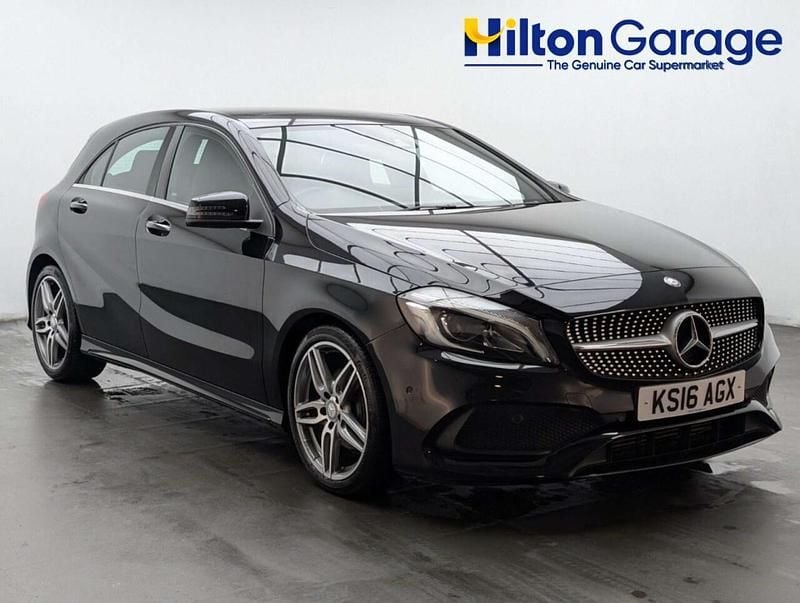 Used Mercedes A180 AMG Line Premium Plus 122 HP (89 kW) 2016 Black Hatchback