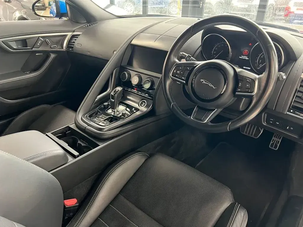 Used Jaguar F-Type R-Dynamic 380 HP (279 kW) 2017 Blue Coupe