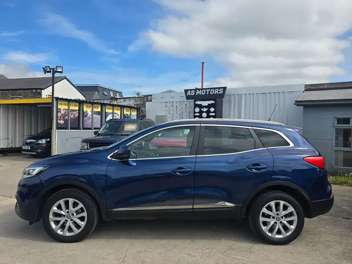 Used Renault Kadjar Dynamique 130 HP (95 kW) 2017 Blue SUV