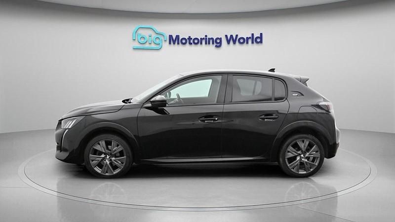 Used Peugeot 208 GT 100 HP (73 kW) 2022 Black Hatchback