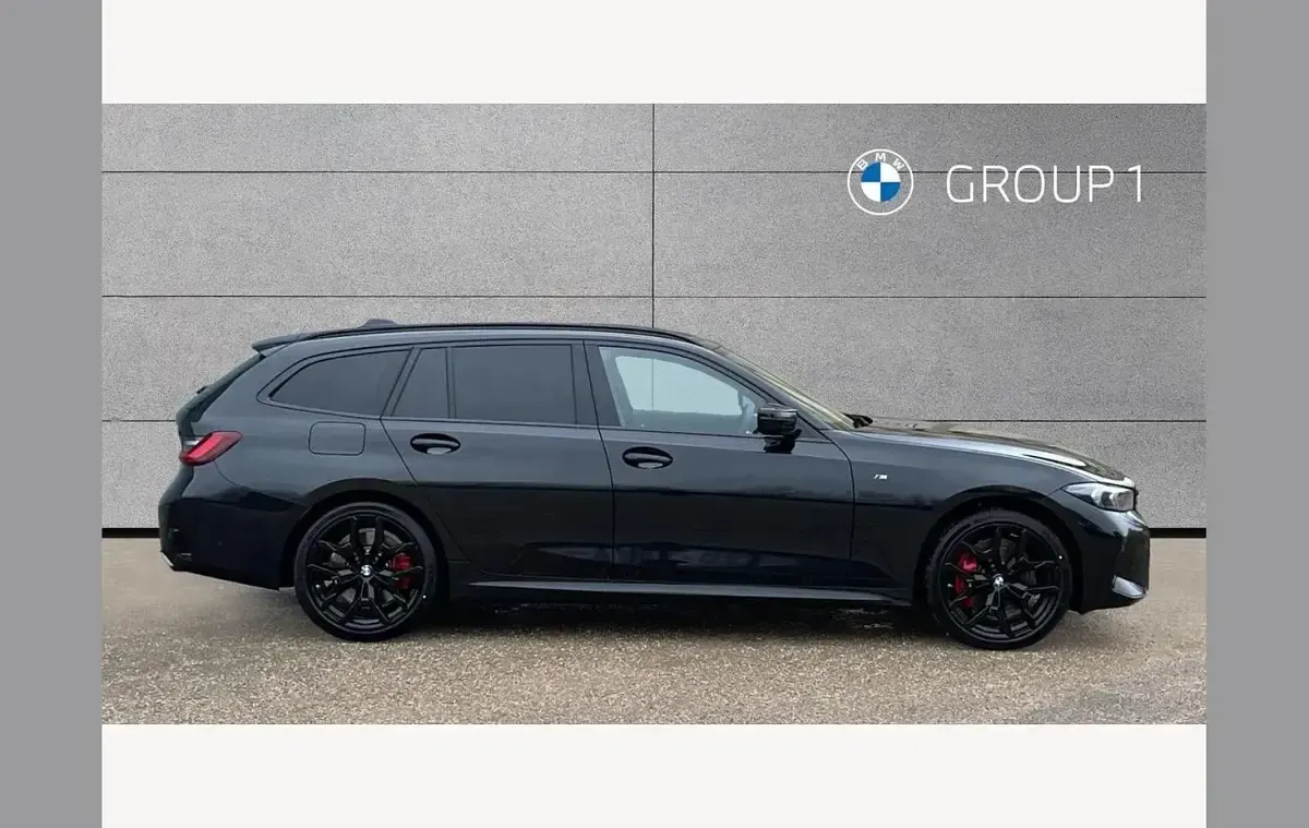 Used BMW 502 M Sport 386 HP (283 kW) 2026 Black Estate