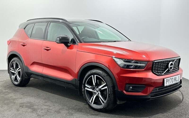 Used 2022 Volvo XC40 R-Design SUV | £16,127 (Fair price) - Image 1/3