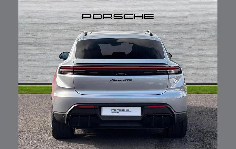 Used Porsche Macan 419 kW (571 HP) 2026 Silver SUV