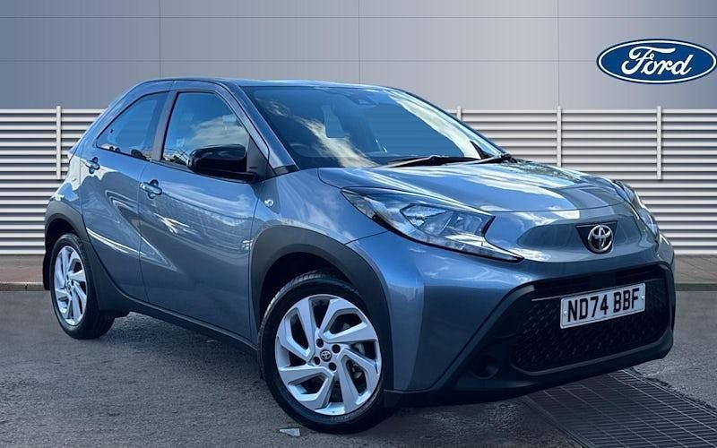 Used 2025 Toyota Aygo X PURE SUV | £15,491 - Image 1/4
