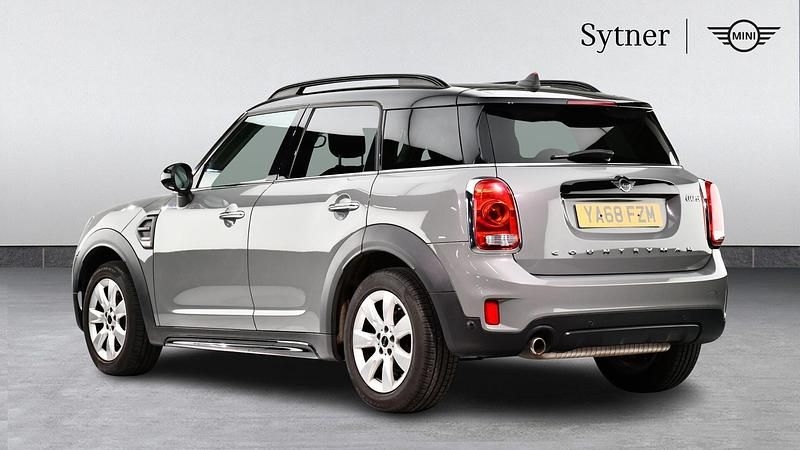 Used Mini Cooper Countryman 134 HP (98 kW) 2018 Grey SUV