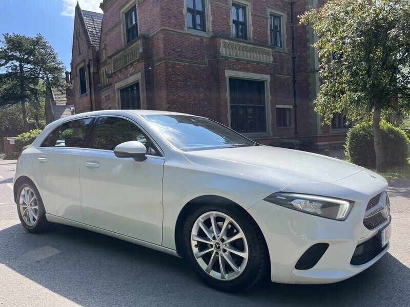 White Used 2019 Mercedes A180 Hatchback | £12,932 (Good price) - Image 1/4
