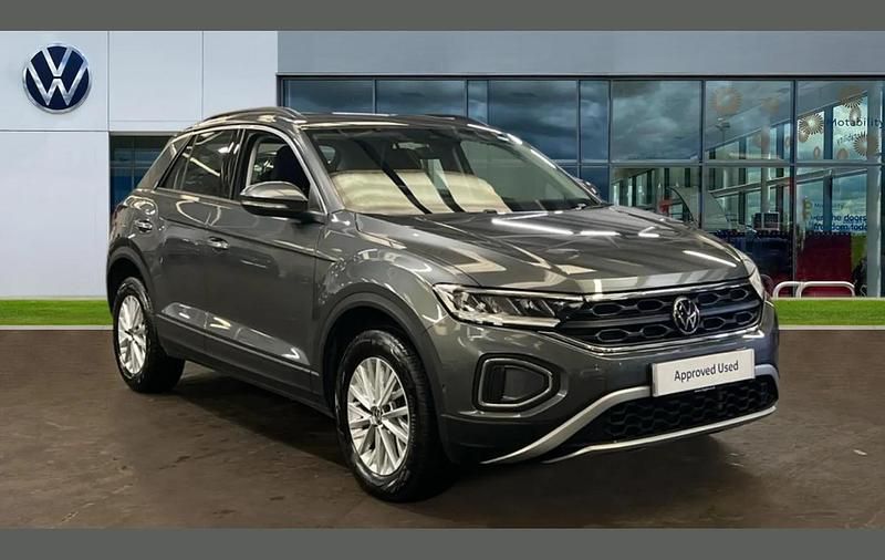 Used VW T-Roc Life 150 HP (110 kW) 2023 Grey SUV