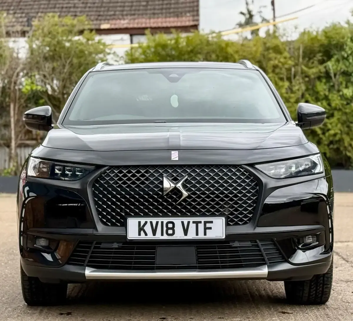 Used DS Automobiles DS7 Crossback Performance 180 HP (132 kW) 2018 Black SUV