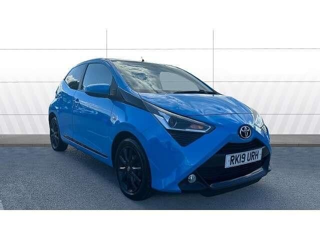 Blue Used 2019 Toyota Aygo x-press Hatchback | £8,496 (Fair price) - Image 1/4