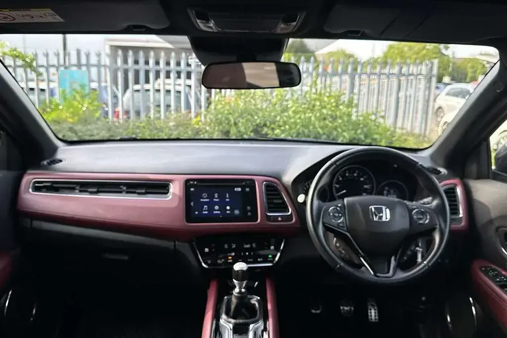 Used Honda HR-V Sport 182 HP (133 kW) 2020 Grey SUV