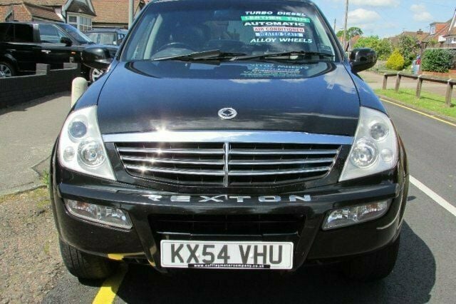Used 2005 Ssangyong Rexton SUV | £3,695 - Image 1/4