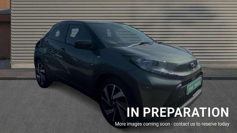 Green Used 2023 Toyota Aygo Hatchback | £14,862 (Fair price) - Image 1/4