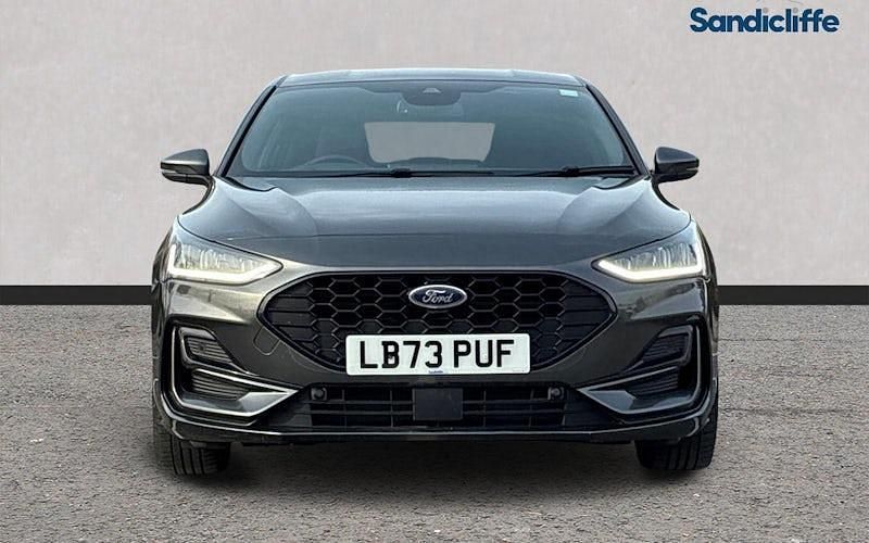 Used Ford Focus ST-Line 125 HP (91 kW) 2023 Grey Hatchback