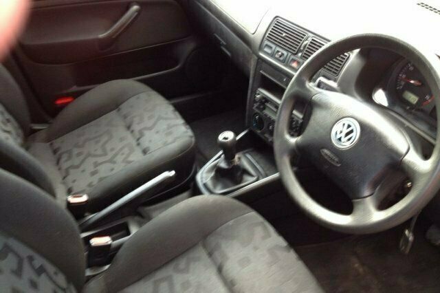 Usado VW Golf IV 102 HP (75 kW) 1999 Citadino
