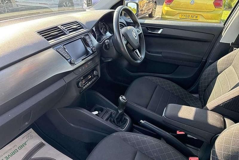 Used Skoda Fabia SE L 108 HP (79 kW) 2018 Cappuccino beige metallic Estate