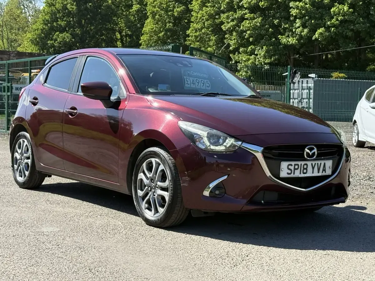 Used Mazda 2 Inclusive 90 HP (66 kW) 2018 Red Hatchback