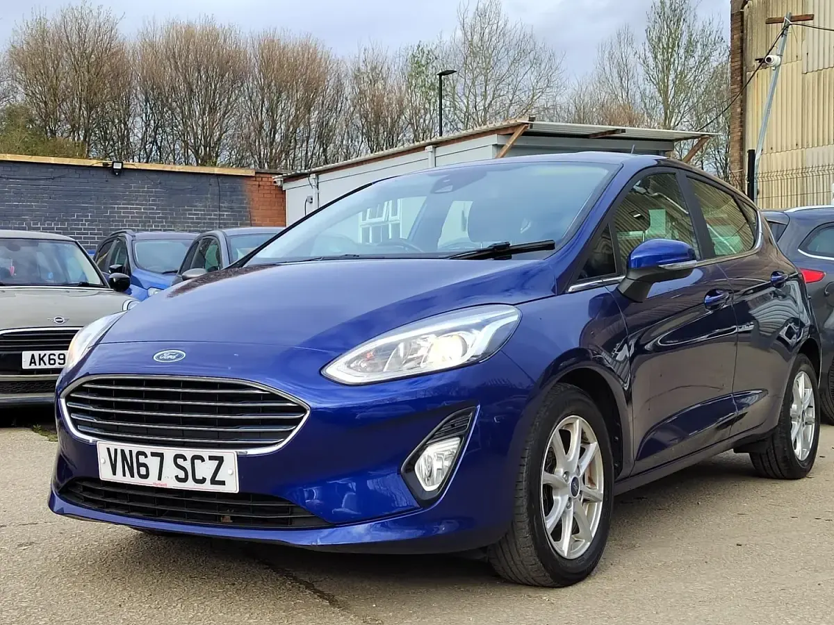 Used Ford Fiesta Zetec 2017 Blue Hatchback