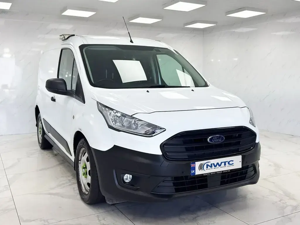 Used Ford Transit S 100 HP (73 kW) 2019 White Van