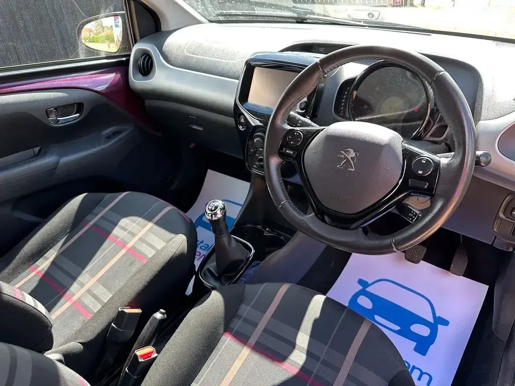 Used Peugeot 108 Allure 82 HP (60 kW) 2014 Purple Hatchback