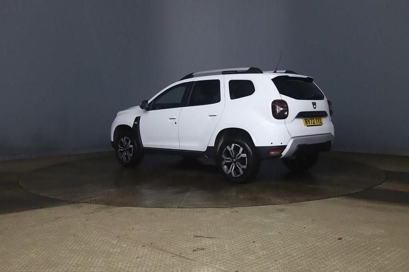 Used Dacia Duster Prestige 90 HP (66 kW) 2022 White SUV