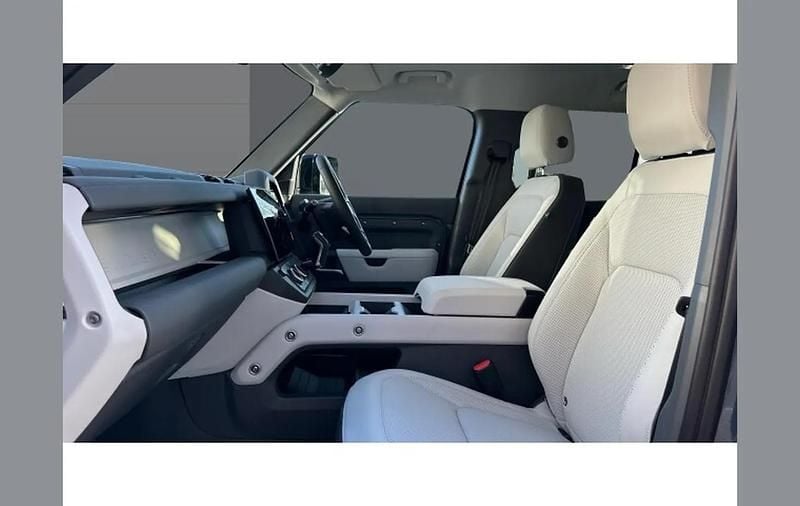 New Land Rover Defender SE Dynamic 249 HP (183 kW) 2025 Other SUV