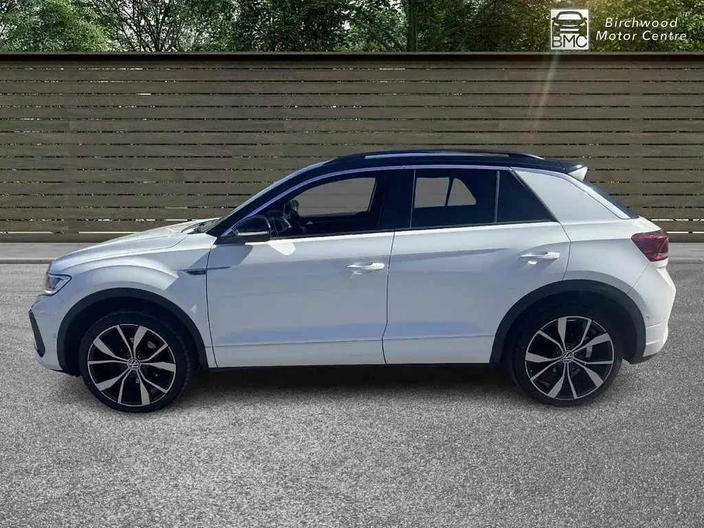 Używany VW T-Roc R-line 150 KM (110 kW) 2023 Biały SUV