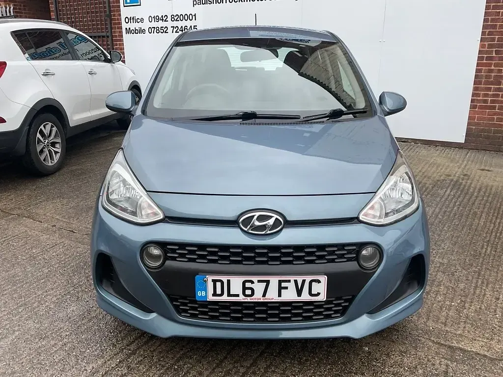 Używany Hyundai i10 SE 87 KM (63 kW) 2018 Niebieski Hatchback