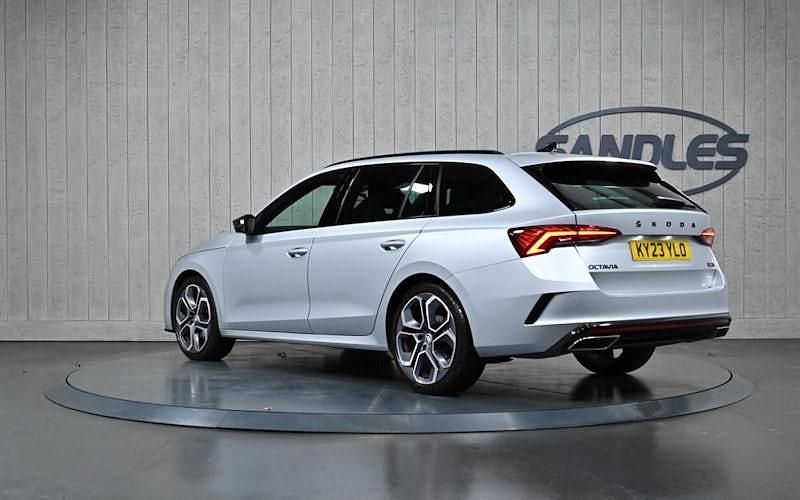 Used Skoda Octavia vRS 245 HP (180 kW) 2023 Silver Estate
