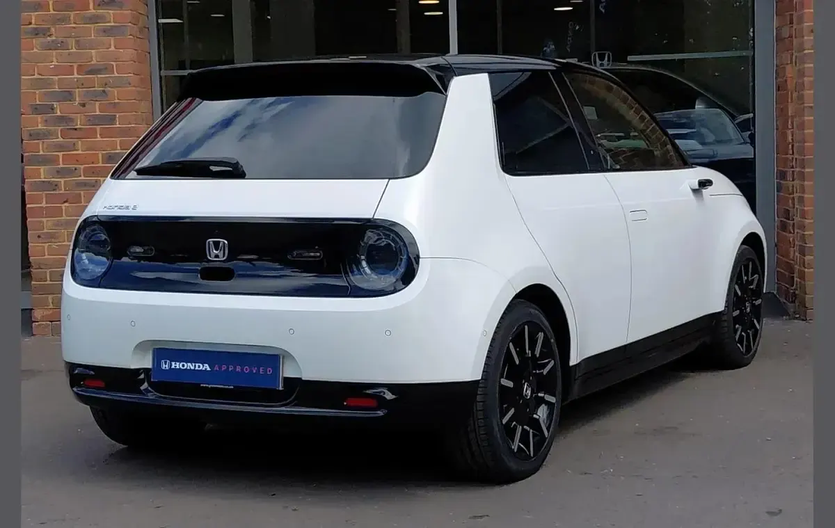 Used Honda e Advance 113 kW (154 HP) 2022 White Hatchback