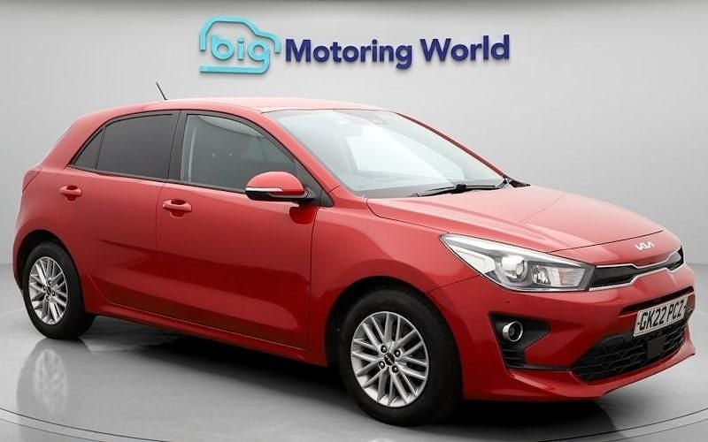 Begagnad Kia Rio 101 HK (74 kW) 2022 Halvkombi