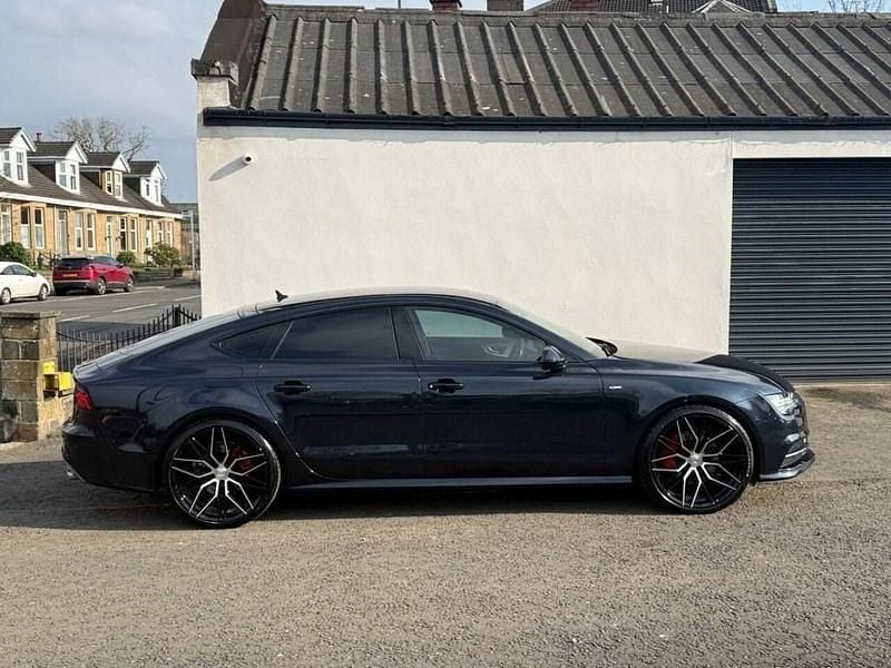 Used Audi A7 Sportback S-Line 272 HP (200 kW) 2016 Blue Hatchback