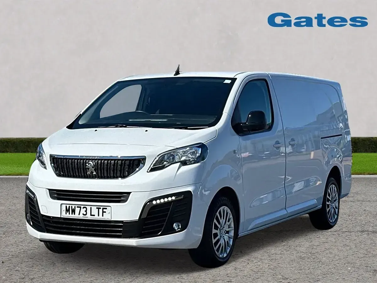 Begagnad Peugeot Expert Premium 100 HK (73 kW) 2023 Vit Van