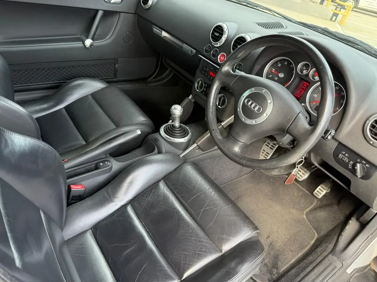 Used Audi TT 180 HP (132 kW) 2002 Silver Coupe