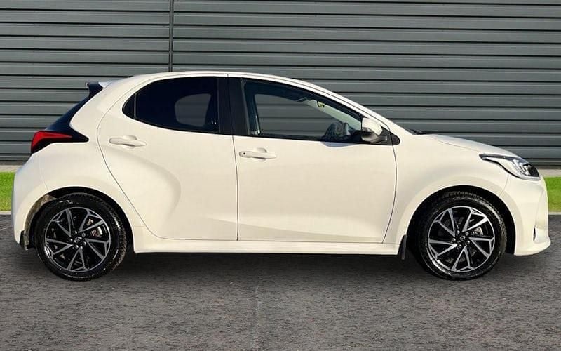 Used Toyota Yaris Hybrid Design 116 HP (85 kW) 2026 Hatchback