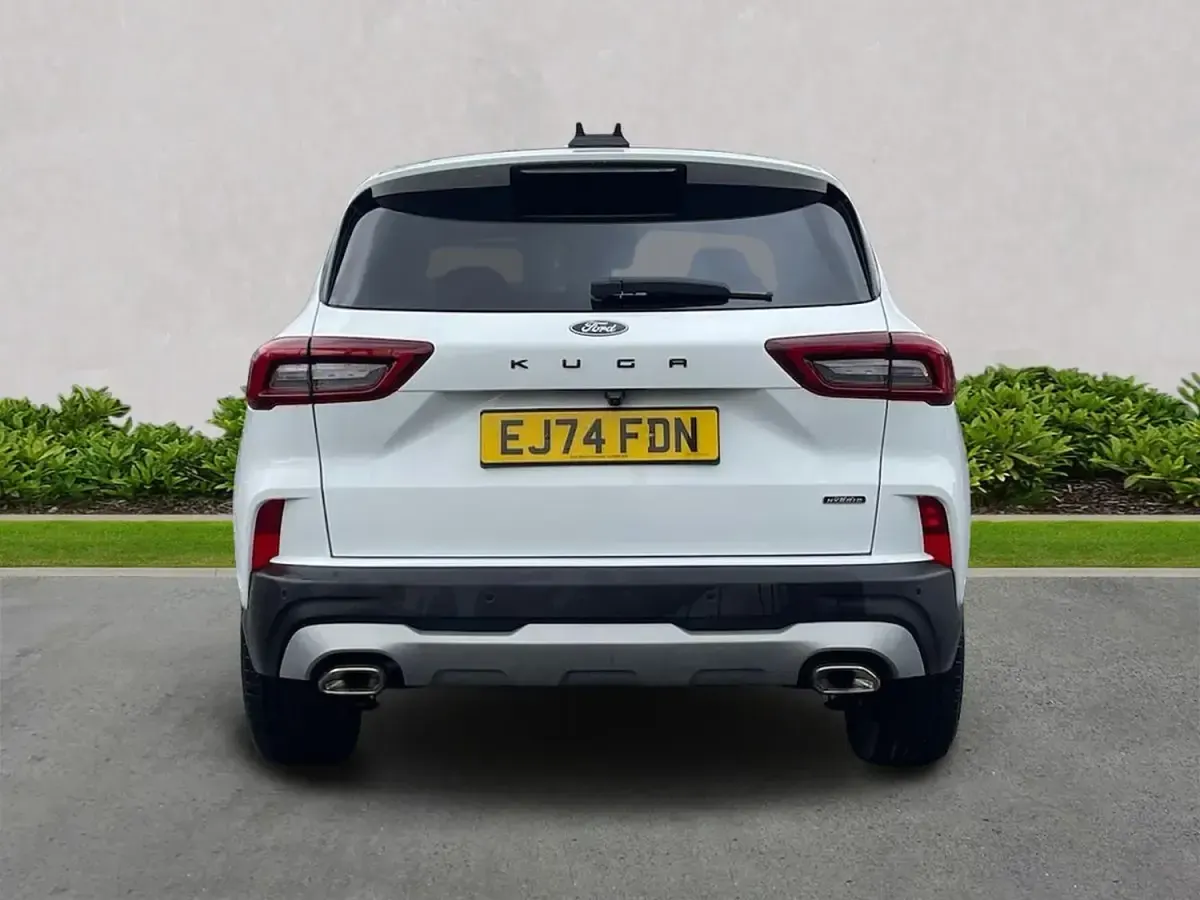Usado Ford Kuga Active 243 CV (178 kW) 2024 Blanco SUV
