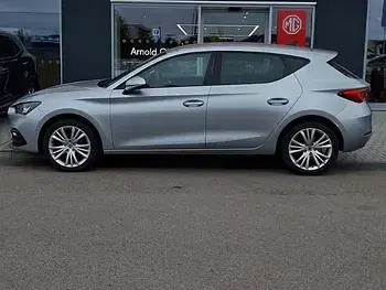 Used Seat Leon SE Dynamic 130 HP (95 kW) 2021 Silver Hatchback